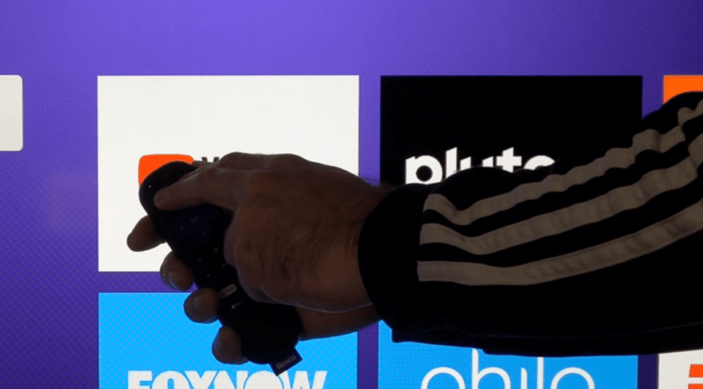 how to pair roku remote to tv